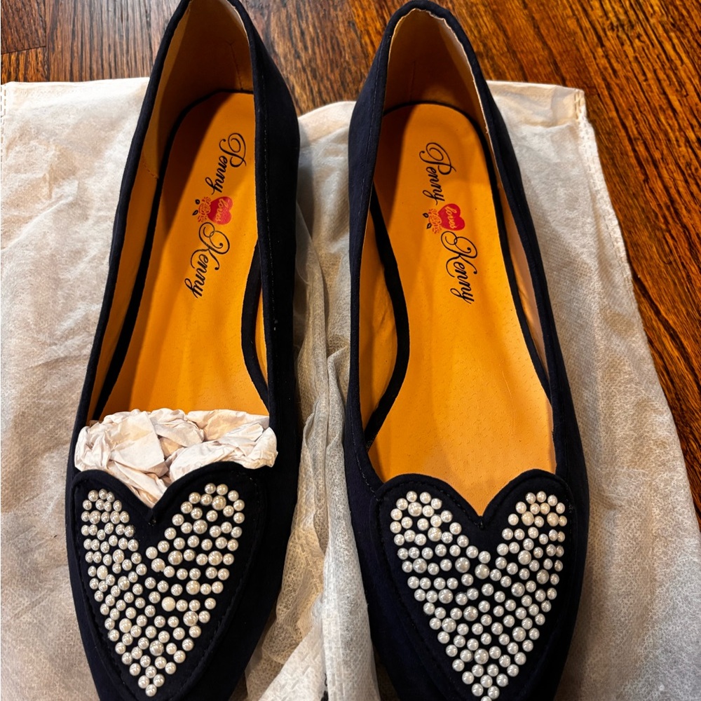 Penny Loves Kenny- navy blue pearl Heart Embellished Women's Shoes